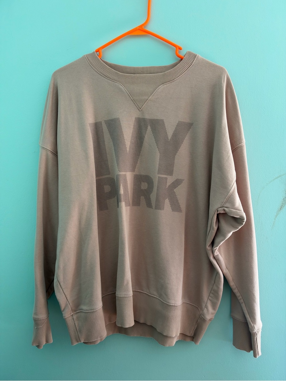 Ivy Park Crewneck Sweatshirt -